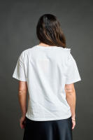 Camiseta Recuerda de Anabel Lee. Top de corte recto y suelto, de manga corta y cuello redondo - details 1