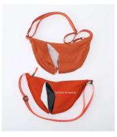 Bolso De Pecho Para Mujer De Gran Capacidad En Color Sólido Bolsa Cruzada De Viaje En Forma De Luna Media Rellena Con Algodón Para Uso Diario - details 9