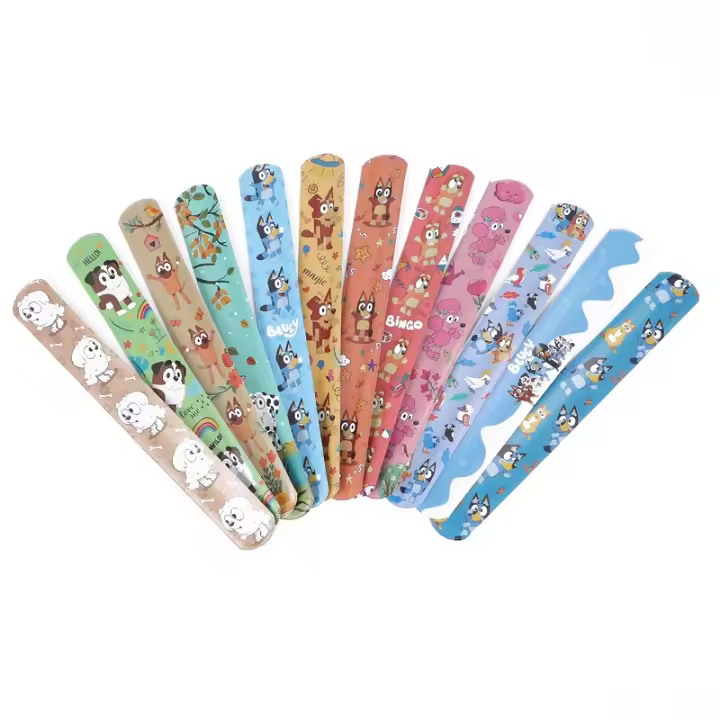 Pulsera DIY De Tela Azul Con Personajes De Anime Para Niños Juguetes Educativos De Dibujos Animados Cumpleaños Regalo a Variety of Anime Doll Characters - 1