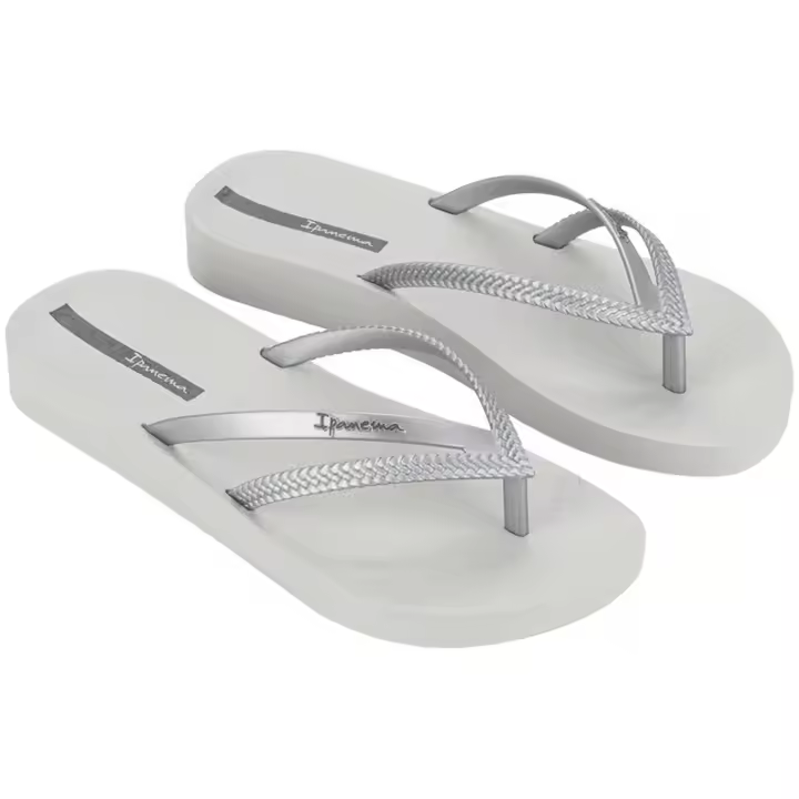 Calzado Lifestyle marca Ipanema modelo Ip 82840-Aq443 Grey/Silver para mujer - 1