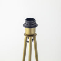 Xtrelamp Lámpara de Pie Salón TRIANGLE 1 Luz E27 D45 Cm H146 Cm P45 Cm Metal - Oro | Diseño Moderno y Minimalista - details 1