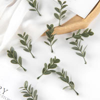 20PCS Hojas Artificiales Para Decoración De Bodas Fiesta Hogar DIY Embalaje De Caramelos Y Pasteles Guirnalda Navidad - details 1