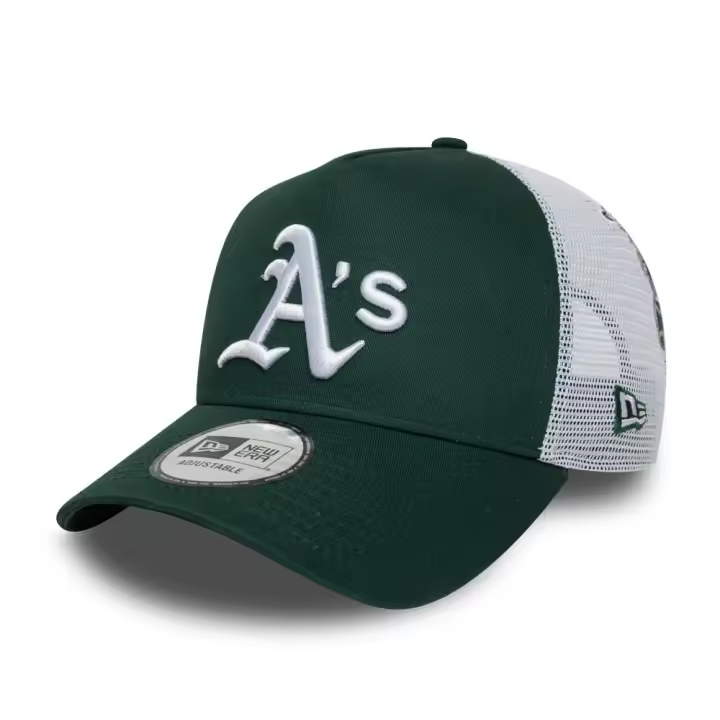 OAKLAND ATHLETICS DKG de New Era. Gorra New Era con diseño ajustable y transpirable. Ideal para complementar tu estilo y protegerte del sol con un look urbano. - 1
