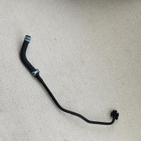 Tubo De Agua Para Radiador De Volvo V40 2013-2015 Conexión De Enfriamiento Y Desviación De Calor Tanque De Agua Pieza De Repuesto De Automóvil Material 31657960 - details 1
