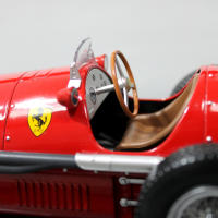Coche Antiguo FE-RRA-RI 500 F2 Formula 1 British GP 1953 Mike Hawthorn - Escala 1:18 Rojo - details 1