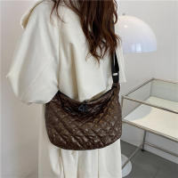 Bolso De Hombro Para Mujer Vintage De Nylon Impermeable Y Casual Bolso Hobo Crossbody Con Cierre De Cremallera Interior Líquido Suave - details 23