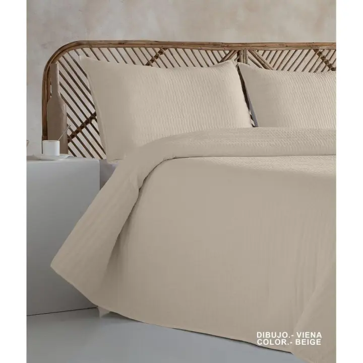 Conjunto Colcha Bouti Polo Polo Liso + 2 Fundas Cojín 50×70 – Ligera y Suave para Verano; Ideal Entretiempos. - 1