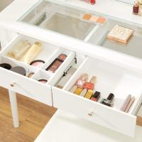 Tocador blanco elegante con espejo y luces led regulables, incluye taburete tapizado, amplio almacenamiento con 2 cajones grandes y 2 pequeños, diseño compacto y estable que ahorra espacio - details 6