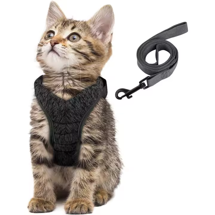 Arnés para gatos, arnés para perros pequeños y cachorros, arnés ajustable para gatitos, chaleco de seguridad transpirable con amortiguación para caminar y antiescape, para gatos, cachorros y conejos (negro-S) - 1