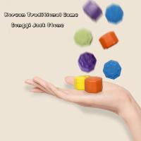 Juego Tradicional Coreano Gonggi De 12 Piezas Juego De Piedras De Jack Para Ejercicio Divertido Y Alivio Del Estrés Colorido Juguete Para Todas Las Edades - details 1