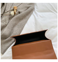 Bolso De Hombro Para Mujer Con Cadena Y Parche Bordado Bolso Bandolera Diario Sólido Color PU Cuero Sintético Cuadrado - details 14