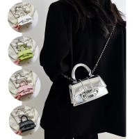 Bolso De Hombro Pequeño Y Vintage Para Mujer En Color Plata Estilo Mini Cruzado Material PU Con Lining De PVC - details 0