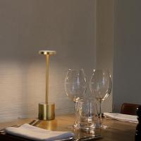 Lámpara De Noche Recargable LED Creativa Con Tres Colores Toque Metálica Para Decoración De Barra Exterior Y Dormitorio - details 1
