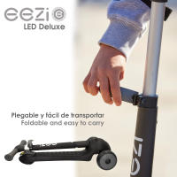 Patinete 3 ruedas negro c/luces y manillar plegable EEZI - details 6