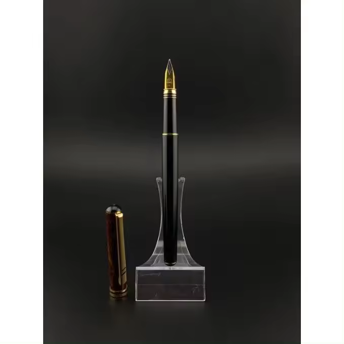 Pluma estilográfica Daniel Hechter Black and Brown - 1