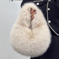 Elegante Bolso De Noche Para Mujer En Color Blanco Falso Peluche Suave Y Compacto Con Cierre De Cremallera Lining De Poliéster Perfecto Para Eventos Formales - details 2