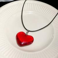 Collar Colgante Corazón Rojo Para Mujeres Y Niñas Cadena De Cuero Negra Con Cristal De Vidrio Joyería Y2k Regalo Para Amigos - details 3