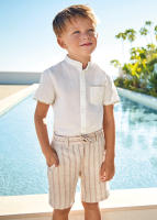Conjunto Niño Mayoral Camisa Blanca Bermudas Beige Rayas Negro Rojo - Ideal para el Verano y Eventos Especiales - details 0