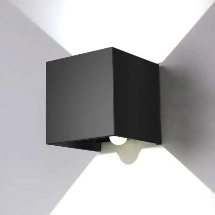 Luz de pared de 12W con sensor de movimiento interior al aire libre, luz de pared LED de ángulo ajustable, IP67 6000K impermeable luz de pared blanca fría, para pasillo jardín dormitorio - 1
