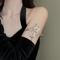 Pulseras De Brazo Superior De Hojas Y Flores De Metal Ajustables Para Mujer Joyería De Mano Accesorios De Regalo Con Salida Hollow out - details 18
