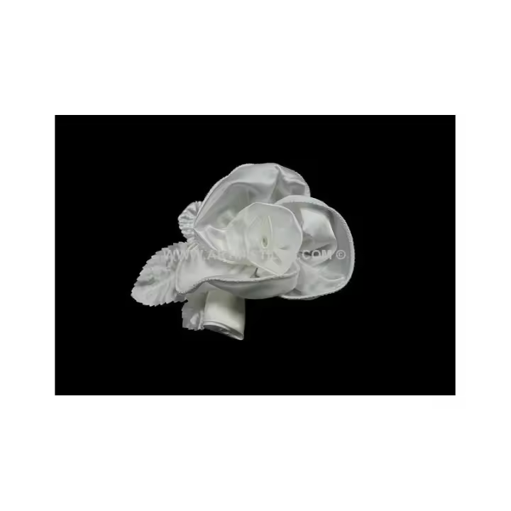 Arreglo Floral Doble Flor Tela y Raso con Hojas - Blanco Roto - 1