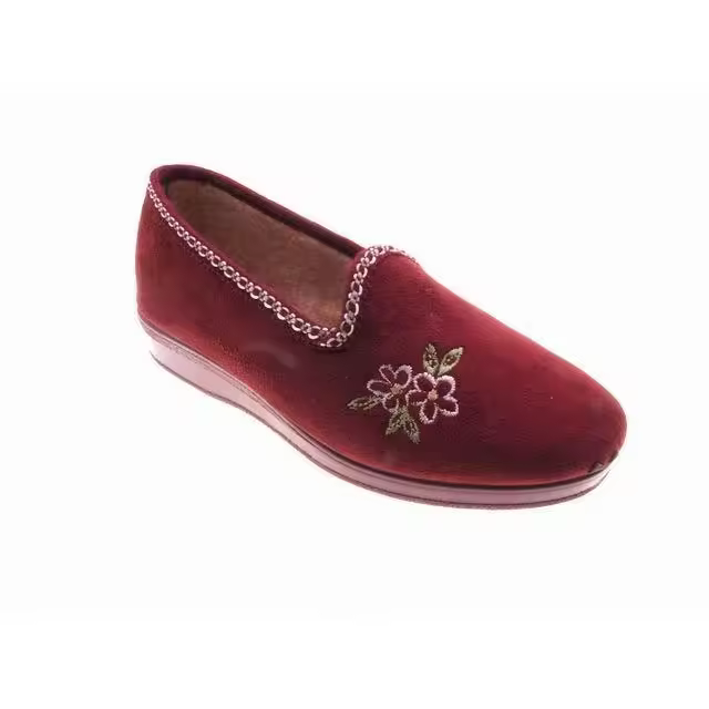 Mº 2010 BURDEOS MARCA  CHAPINES ZAPATILLA   CERRADA MUY COMODA CON ADORNO BORDADO EN PALA  FABRICADA EN  TEXTIL Y SUELA DE GOMA MARCA CHAPINES  GRAN COMODIDAD CON FORRO DE   TEXTIL PARA DARLE COMODIDAD CONFORT Y CALIDEZ AL PIE ECHA EN ESPAÑA - 1