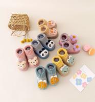 Zapatillas De Bebé Con Dibujos Animados Lindos Calcetines Para Piso Antideslizantes Algodón Suave Invierno Primer Pasos Para Niño Y Niña Nuevos Recién Nacidos - details 11