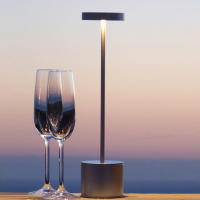 Lámpara De Mesa Clásica De Metal Recargable Por USB Luz Nocturna Sin Ajuste De Intensidad Táctil Decoración Para Hotel Y Bar 3 Niveles De Iluminación Para El Hogar - details 20