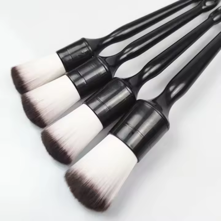 Set De 4 Brochas De Limpieza Para Coche Ultra Suaves Para Detalle De Coche Sin Arrugas Para Paneles Ventiladores De Plástico Limpieza De Cuero Y Lavado De Coche - 1