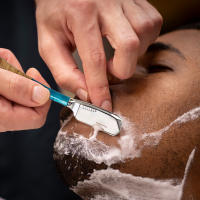 Afeitadora Manual De Calidad Para Hombres Vintage Hecha De Resina Y Aleación De Zinc Uso Unisex Para Afeitar Cejas Barba Y Cuello Regalo De San Valentín Halloween Navidad - details 3