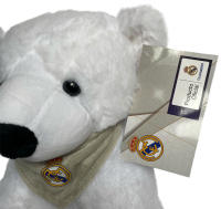 Novedad! Real Madrid C.F. Oso Polar Blanco con pañuelo escudo Real Madrid 30 cms ,Original, Producto oficial - details 5