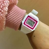 Reloj Casio W-215H-7A2 water resist 50m correa blanca luz led - details 0