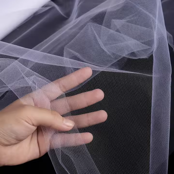 Rol De Tulle Blanco Para Bodas Cumpleaños Y Decoración De Fiestas 1.6x18M Tela De Tule Para Falda De Tutú Y Mantel DIY Manualidades Y Embalaje - 1