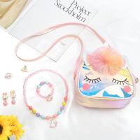 Set de juego de Unicornio with Bolso y joyería, Bolso, accesorios de Princesa, collar, pulsera, anillos y Aretas - details 2