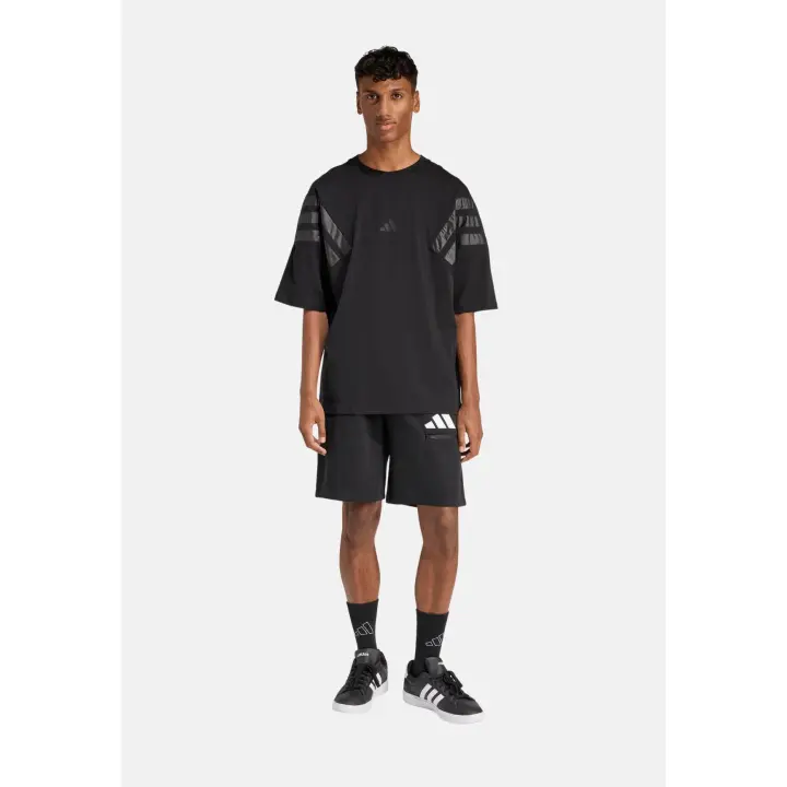 Adidas Pantalón corto modelo JZ9394 en color Negro - 1
