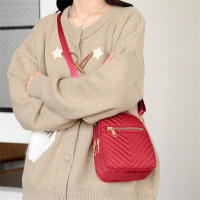 Bolso Bandolera Para Mujer Con Varios Bolsillos Y Pouch De Teléfono Móvil Color Sólido Bolso De Hombro Con Bordado En Cuadrícula Versátil - details 2
