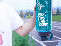 Botella Deportiva De Agua Con Filtro Grande 2L 3L Capacidad Eco-amigable Plástico BPA Libre Portátil Para Fitness - details 3