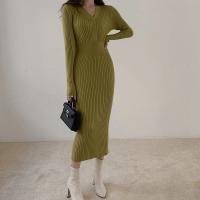 Vestido Bodycon Elegante Para Mujer Con Botones Y Cuello En V De Terciopelo Suave Manga Larga Estilo Oficina Otoño Invierno - details 24