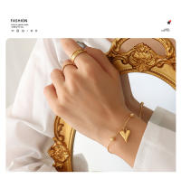 Joyería de mano con diseño de nicho de estilo francés de acero de titanio resistente a la decoloración para mujer, pulsera de corazón de melocotón con hebilla desmontable moderna y moderna,joyería femenina chapada en oro de acero de titanio resistente - details 5