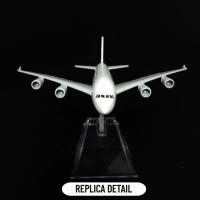Replica De Avión De Metal a Escala 1:400 Modelos Dieciseis Aviación Miniatura Decoración Para El Hogar Juguete Para Niños Boy Toy Fly Emirates A380 B777 - details 5