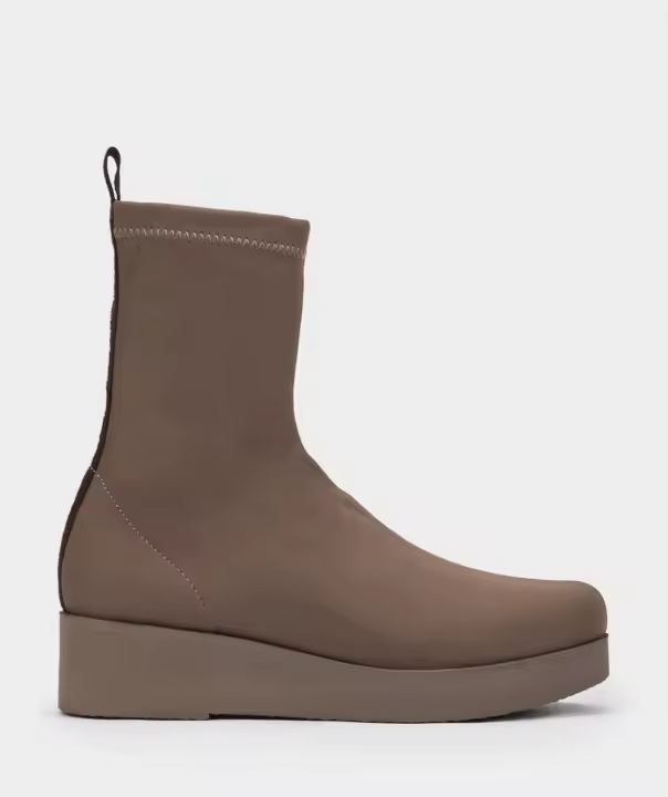 Pedro Miralles Botines de estilo calcetín fabricado en tejido en color topo modelo BURANO en tonos Topo. Hecho a mano en España. - 1