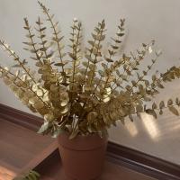 20pcs Ramas De Eucalipto Dorado Decoración Artificial De Hojas De Eucalipto Falsas Para Decoración Del Hogar En PVC - details 5