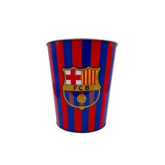 Papelera de Hojalata Barcelona – Diseño Oficial Blaugrana con Escudo del Club – 25 cm de Altura, Ideal para Oficinas, Dormitorios y Espacios Juveniles, Demuestra tu pasión por el FC Barcelona, proporcionando funcionalidad con un estilo único. - 1