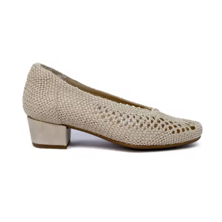 Shoes Anchos Y Confortables marca Doctor Cutillas para mujer en color beig - 1