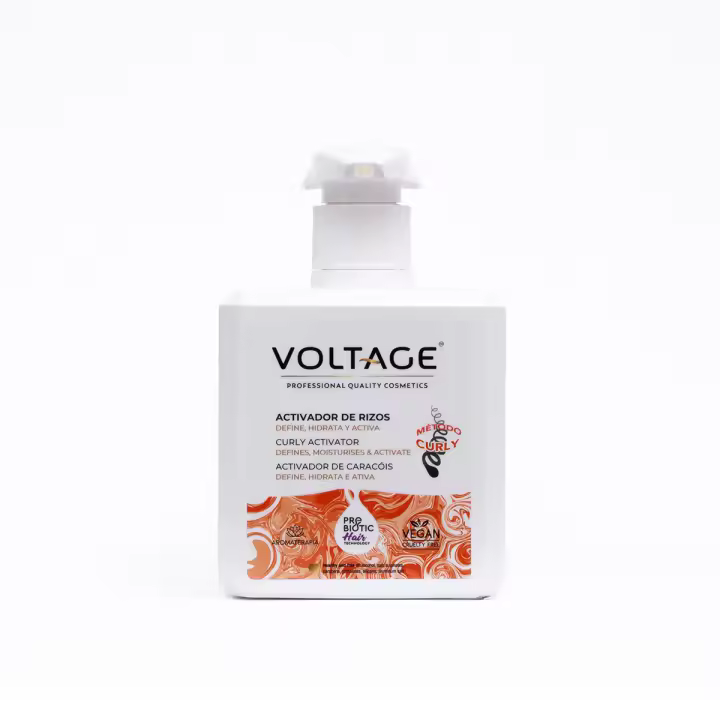 Voltage Cosmetics - Activador de Rizos Método Curly - 500 ml - Fórmula Gel Crema sin Alcohol - Tecnología Clumping - Define, Hidrata y Controla el Encrespamiento - 1