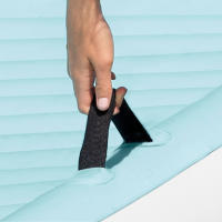 Manta flotante hinchable INTEX capacidad para 4 personas, peso máx. 400kg, con 8 asas de sujeción y 4 porta bebidas, Medidas 183x310x18cm, flotador para piscina - details 3