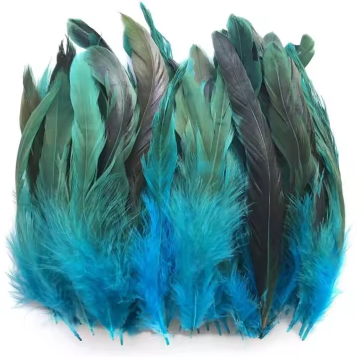 100 plumas de gallo naturales, plumas de gallo teñidas para decoración, plumas naturales para manualidades, bricolaje, decoración, disfraces, accesorios de decoración, azul oscuro - 1