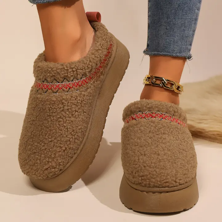 Nuevos Zapatos De Lana Para Mujer 2024 Botas De Nieve De Plataforma Calientes Botillas Antideslizantes Para Exteriores Zapatos Con Lantejuela De Nubuck Suela De TPU Adecuados Para Invierno - 1
