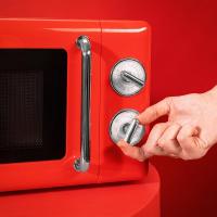 Cecotec Microondas Mecánico con Grill de 20 L Proclean 3110 Retro Red. 700 W en 6 Niveles, Temporizador hasta 30 Minutos, Modo Descongelación, Diseño Vintage en Rojo, Acabados en Acero - details 0