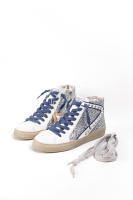 Lyla Wang Zapatillas Altas de Mujer con Glitter Plateado y Cordones Azules - details 5